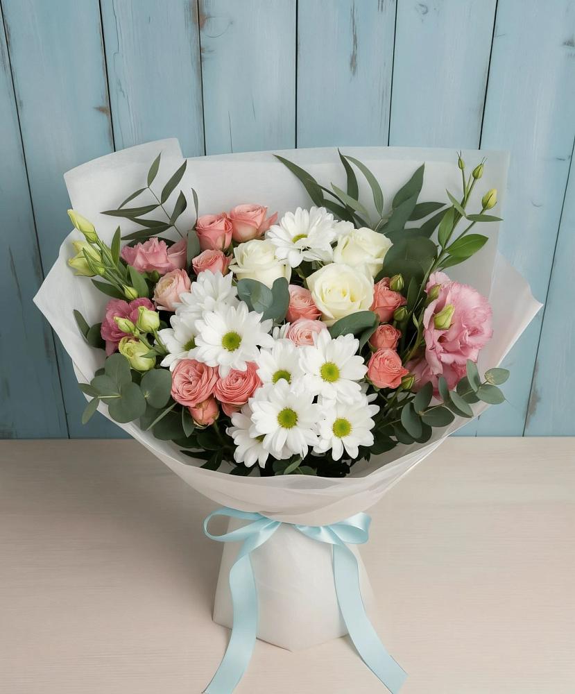 Букет цветов из: Розы, Лизиантусы и Хризантемы в Митькино