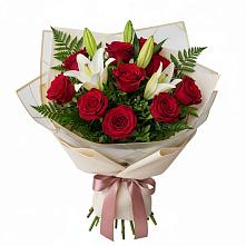 Букет цветов из:  Лилии и Розы в Митькино