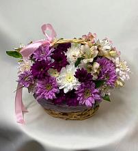 Цветочная композиция из Хризантемы и Альстромерии в корзине в Митькино