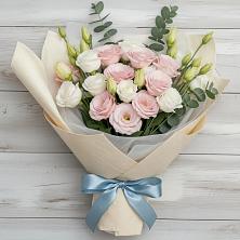 Букет цветов из:  Лизиантусы в Митькино