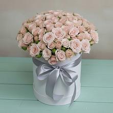 Цветочная композиция из Розы в шляпной коробке в Митькино