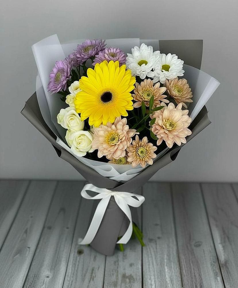 Букет цветов из: Розы, Герберы и Хризантемы в Митькино