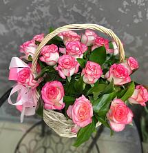 Цветочная композиция из Розы в корзине в Митькино