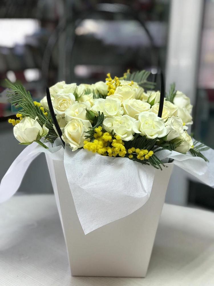 Цветочная композиция из Розы  в Митькино