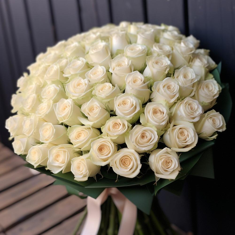 Букет 101 Белая роза Крем де ля Крем в Митькино