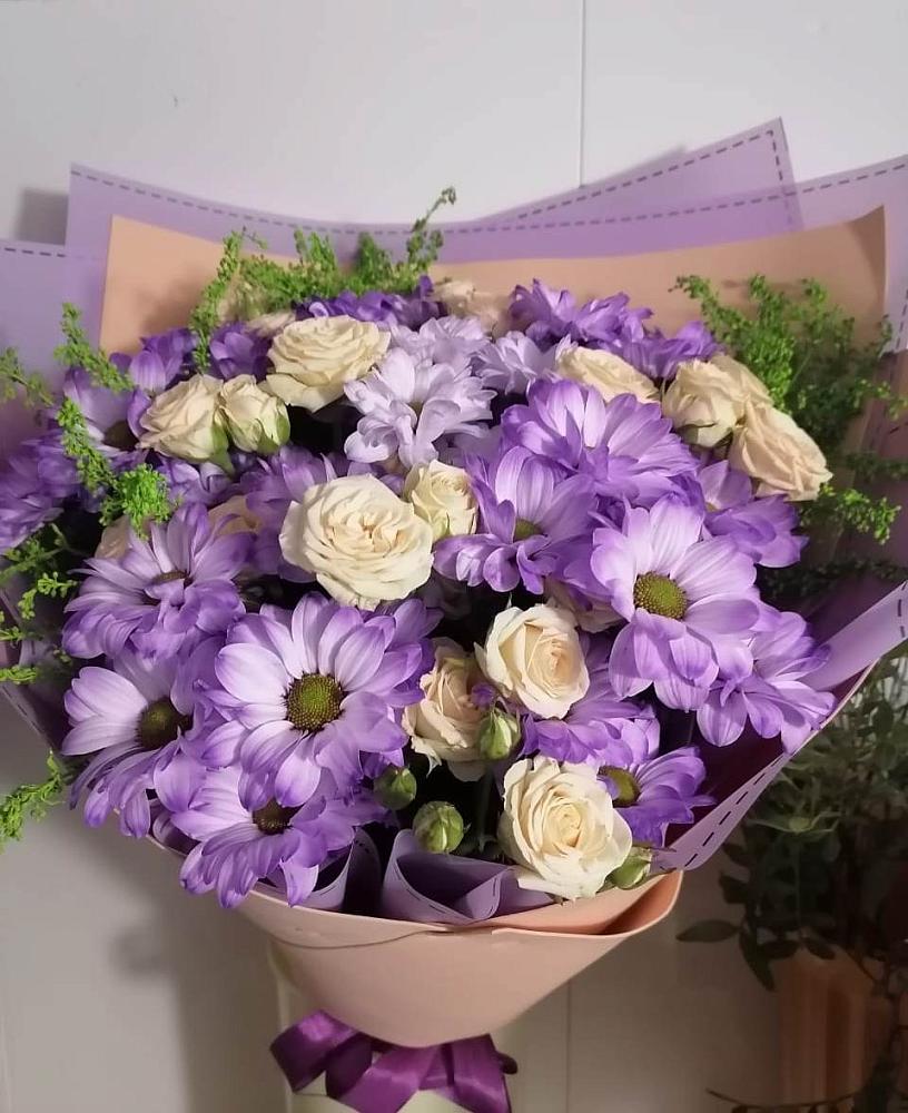 Букет цветов из: Хризантемы и Розы в Митькино