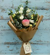 Букет цветов из:  Розы и Лизиантусы в Митькино